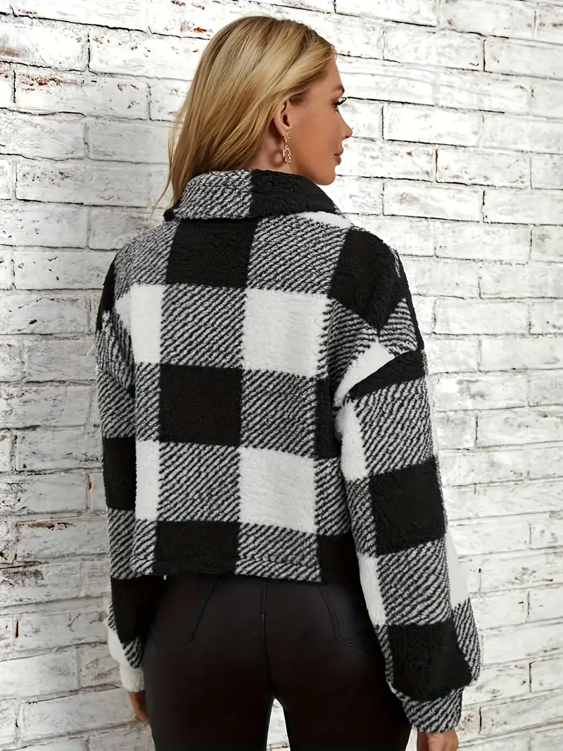 Anna - Ternet Teddy Jakke med Knapper