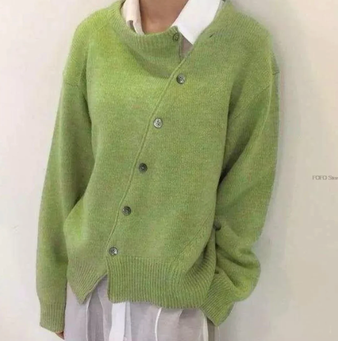 Emma - Blød damestrikket button-down cardigan med afslappet pasform