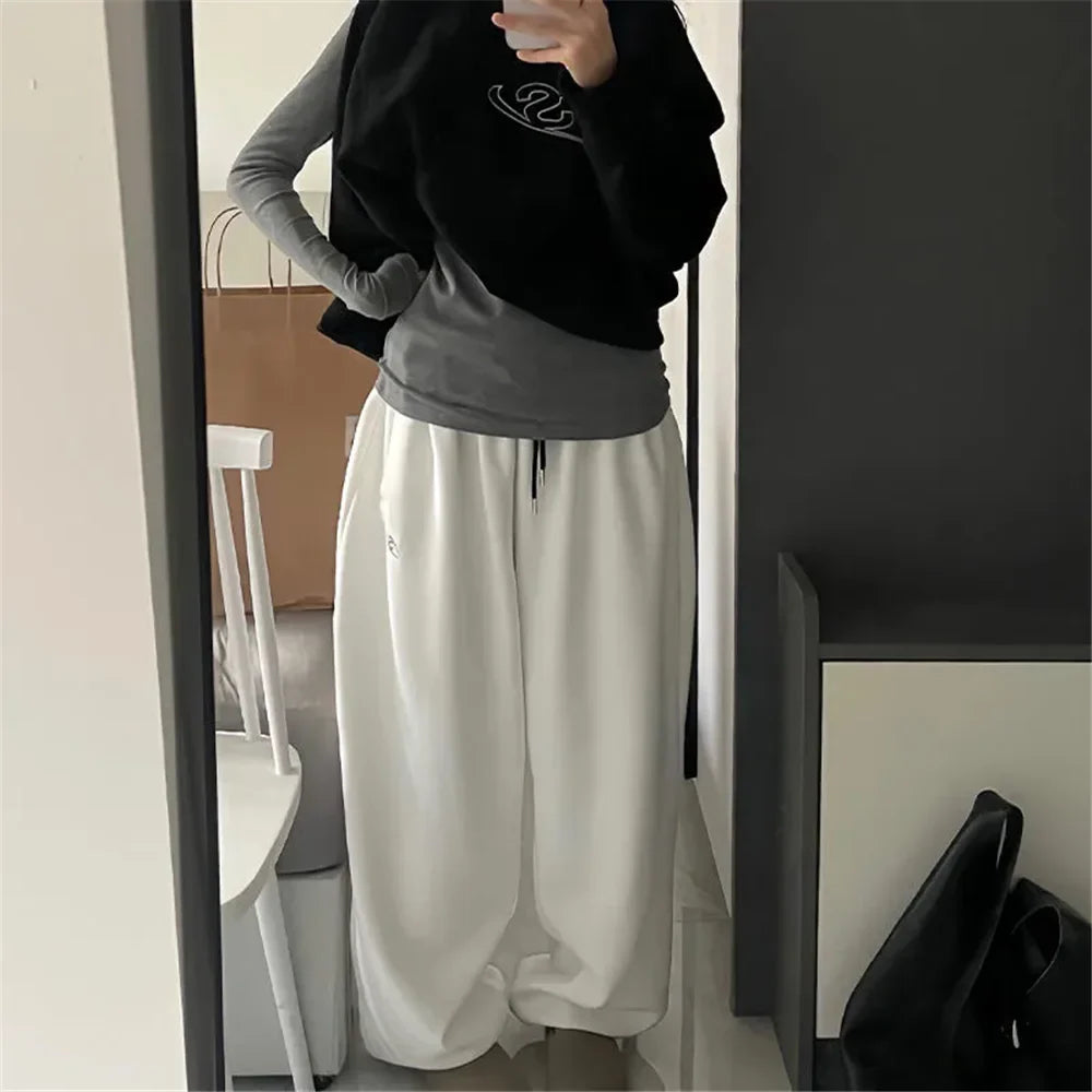 Freiburg | Damens Oversized Sweatpants | Grå