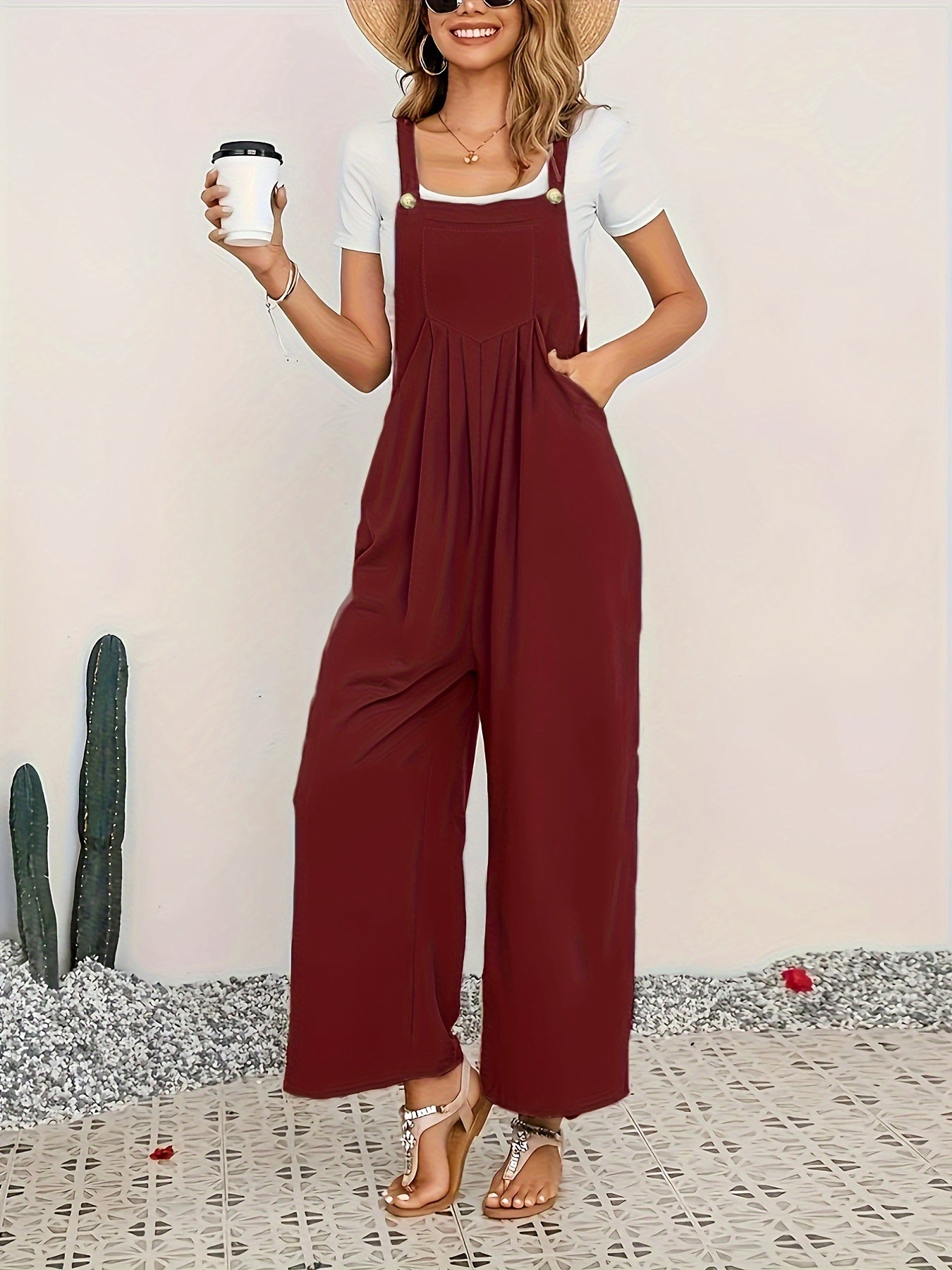 Aura - Elegant jumpsuit med brede ben til moderne kvinder