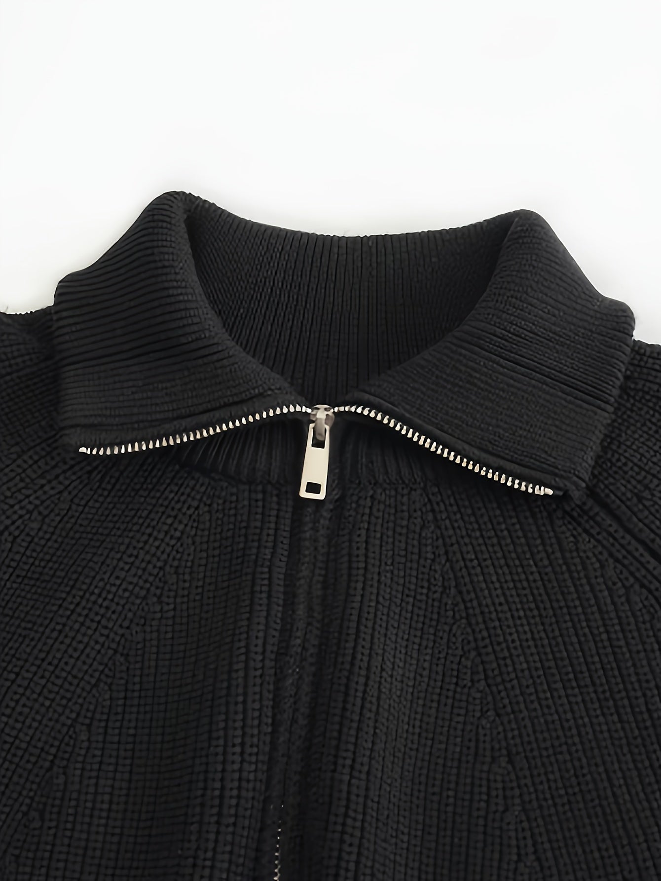 Komfortabel og varm sweater ideel til de kolde måneder.