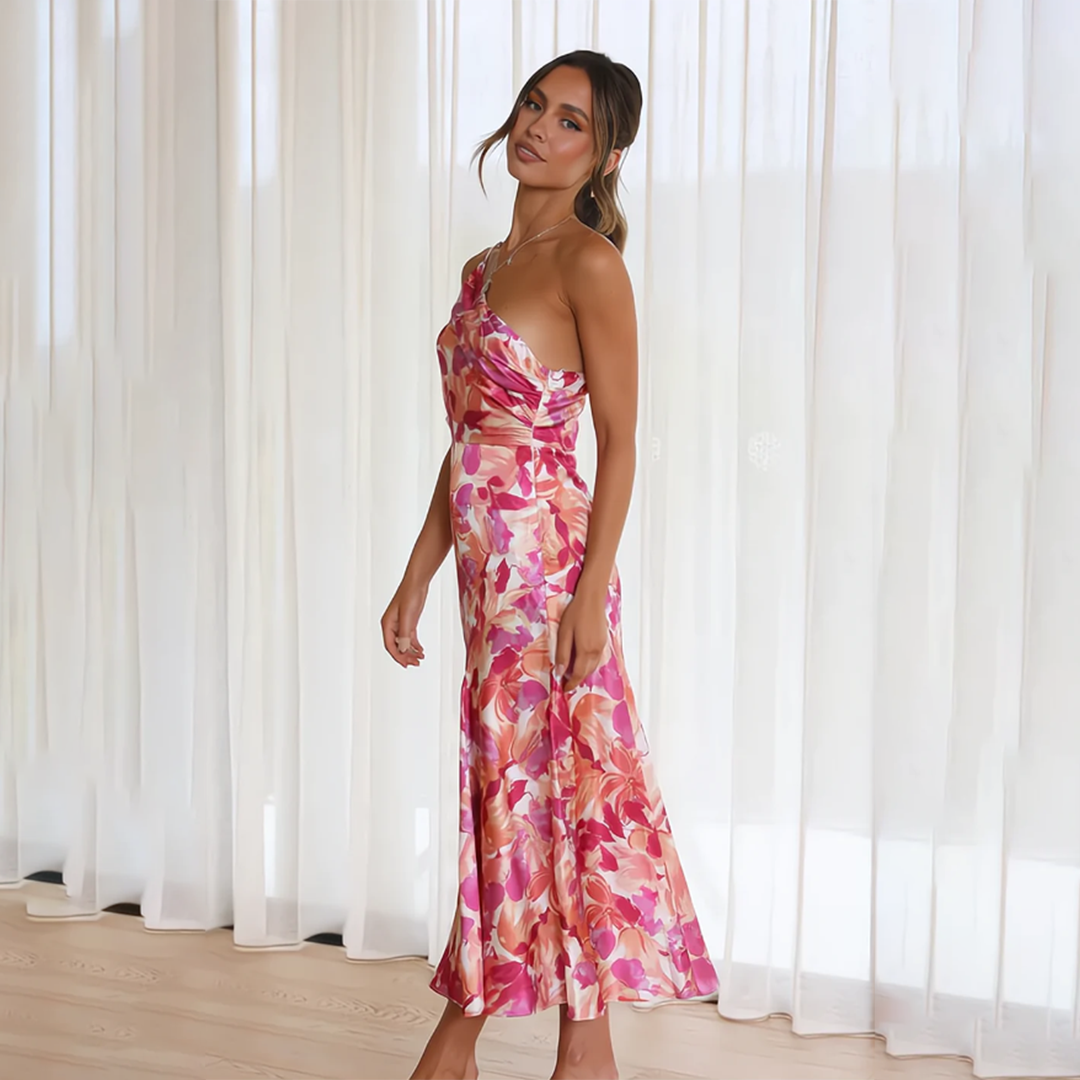 Elisa - Elegant midikjole med blomstermønster og enskulderstropper