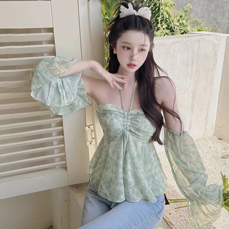 Eva - Moderigtig grøn bluse med off-shoulder