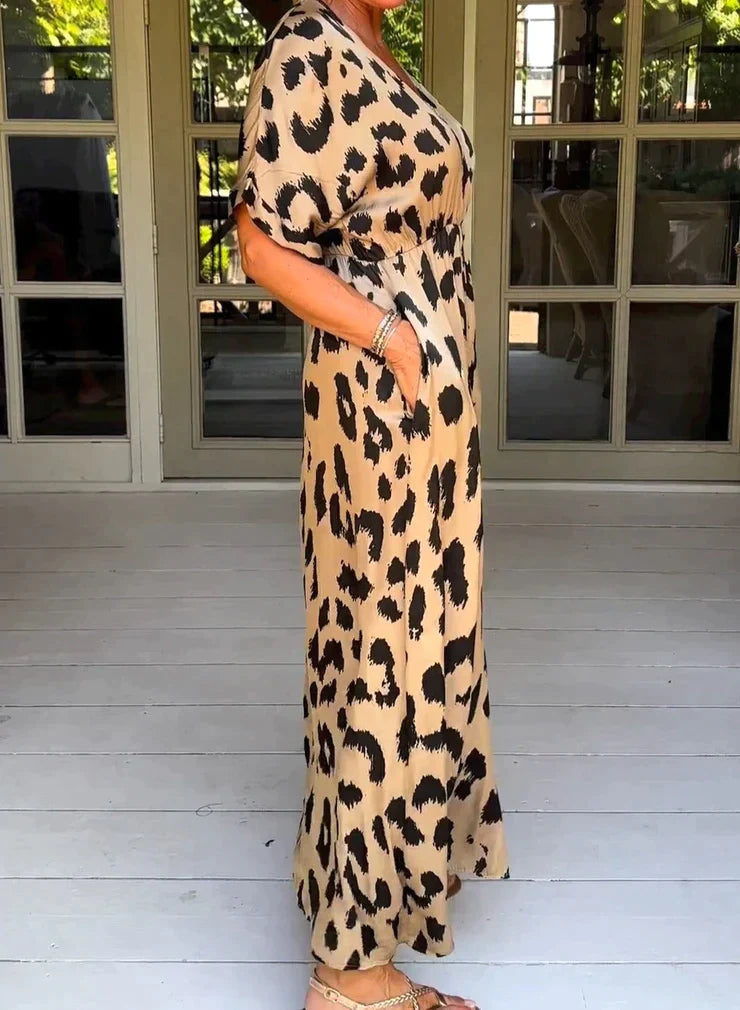 Amara's Elegante maxikjole med leopardprint og lommer