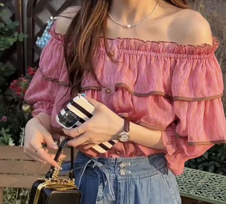 Lea - Bohemisk flæsebluse med off-shoulder til enhver lejlighed